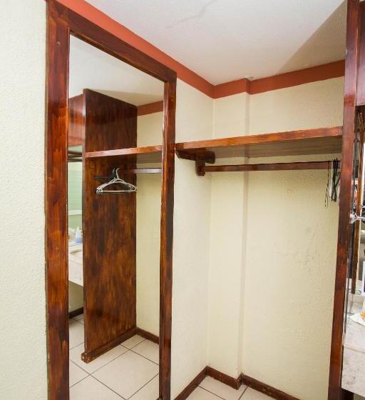 اتاق استاندارد با 2 تخت دوبل, Restaurant 1904