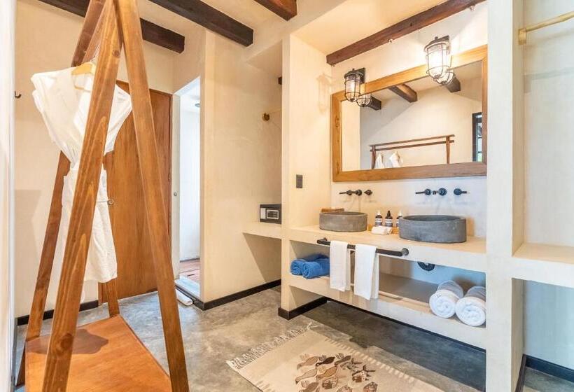 اتاق لوکس با تخت بزرگ, Villa Pescadores Tulum