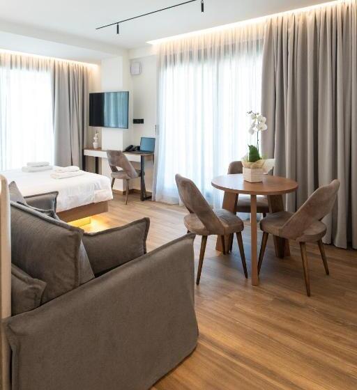 اتاق لوکس, Volos Inn