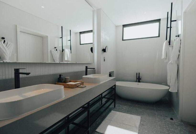 ویلای 2 خوابه, Bab Al Nojoum - Hudayriyat Villas
