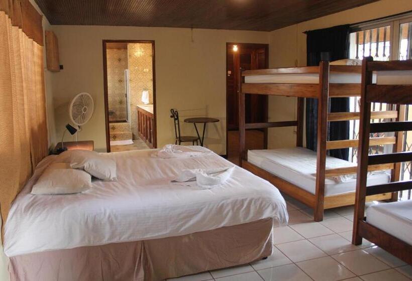 اتاق استاندارد, Hostal La Buena Onda