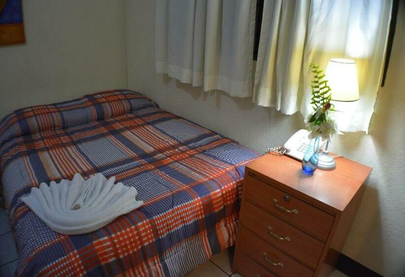 اتاق استاندارد یک نفره, Hostal Del Pacifico