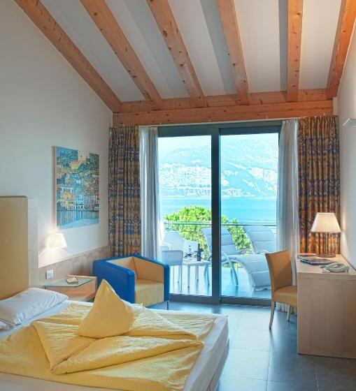 Superior room with lake view, Beach Hotel Du Lac Malcesine