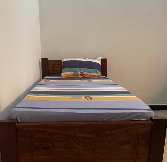 تختخواب در اتاق مشترک, Natural Kendwa Villa