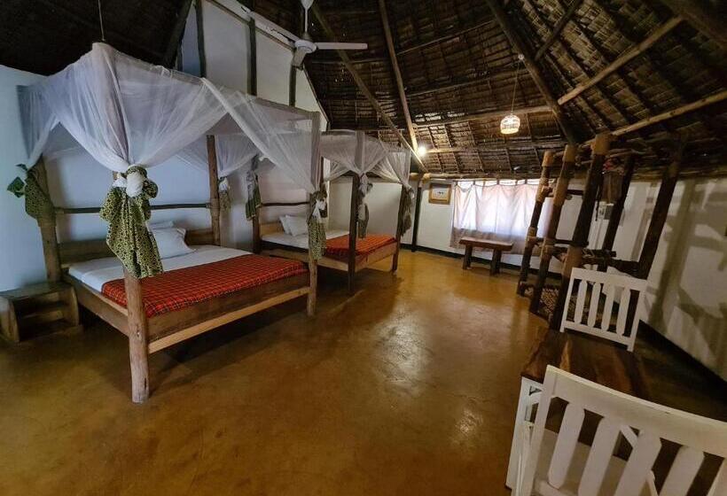 اتاق استاندارد, Honey Badger Lodge