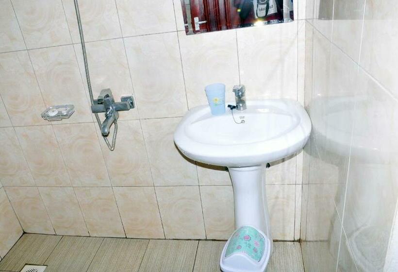 اتاق لوکس, Kabalega Resort   Masindi