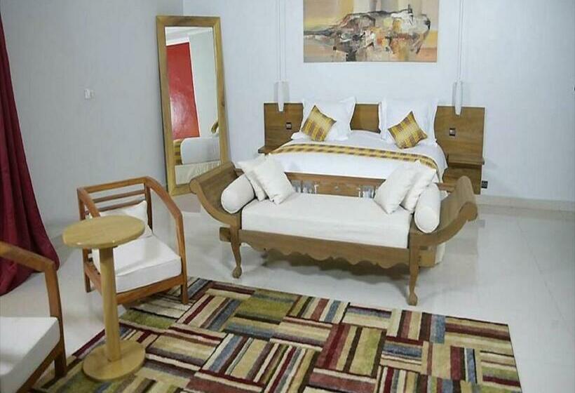 سوییت اجرایی, Le Patio