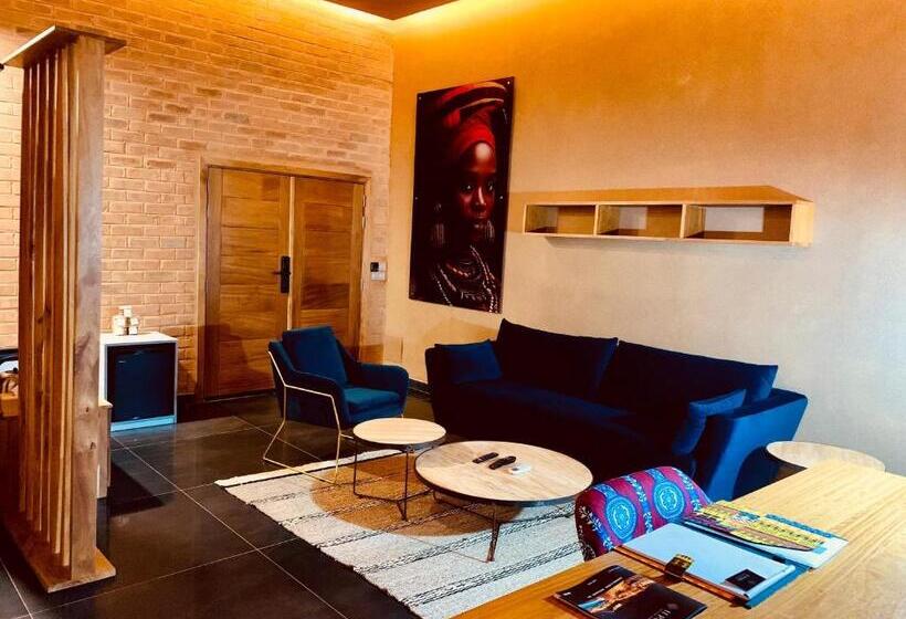 سوییت اجرایی, Le Patio
