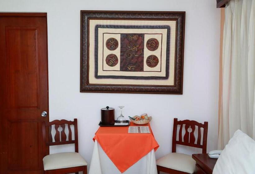 سوئیت رویال, Los Jardines