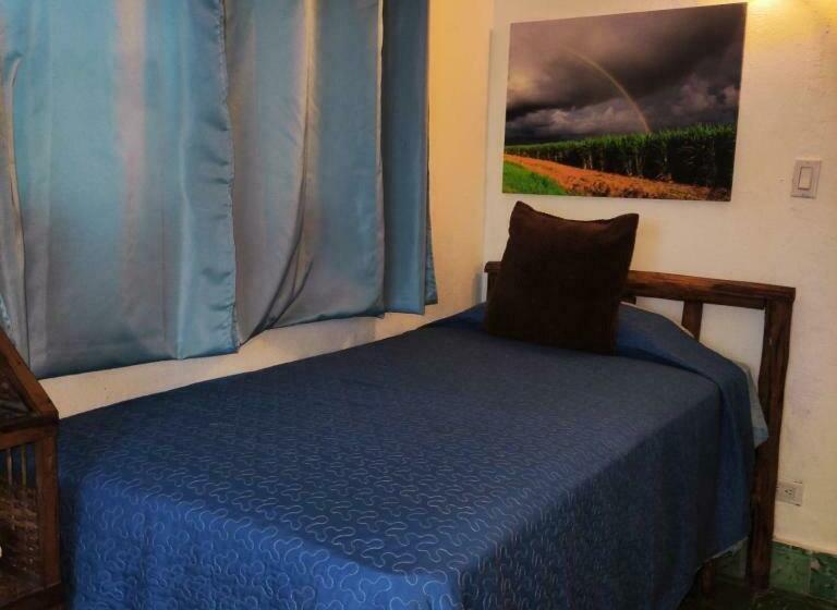 استودیوی استاندارد, San Carlos Beach Inn