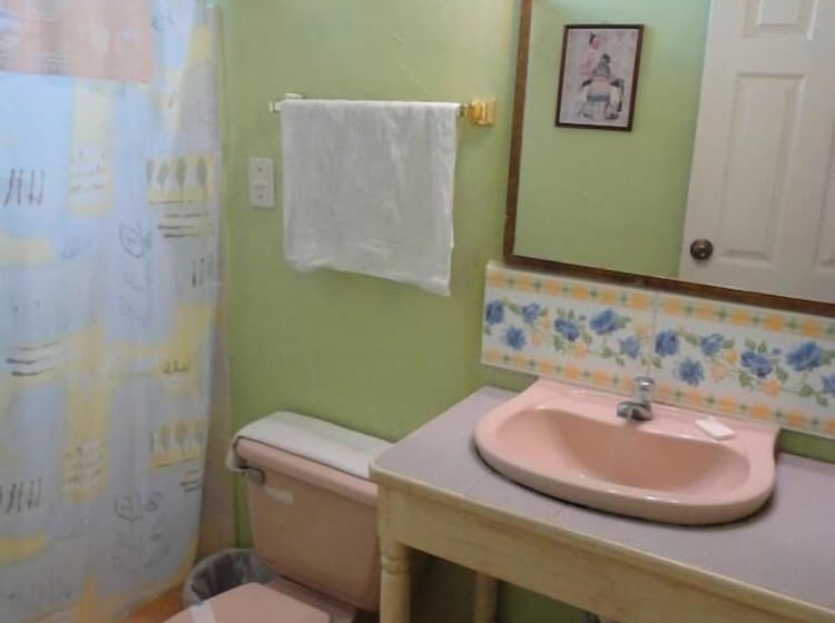 اتاق خانوادگی, La Posada De Juan B&b