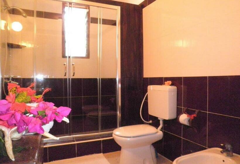 اتاق لوکس, Palumboreef Beach Resort