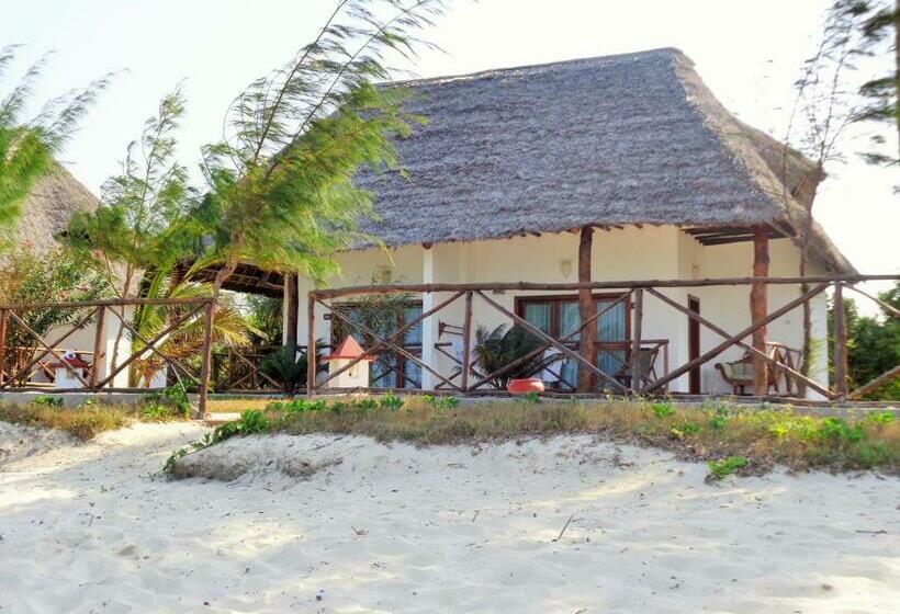 بانگلوی استاندارد با چشم‌انداز دریا, Reef & Beach Resort   Spa Jambiani