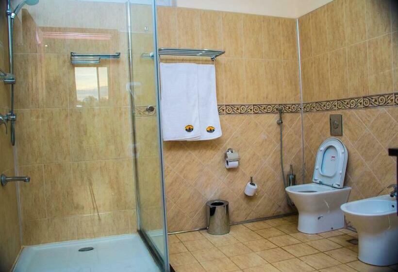 اتاق استاندارد با تخت بزرگ, Sunrise Beach Resort