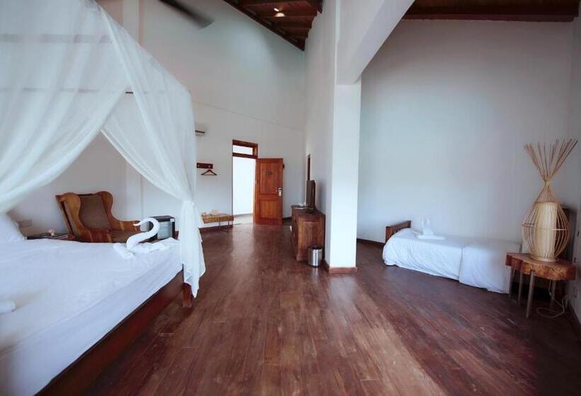 海景豪华三人间, Cardamon Hotel Nilaveli