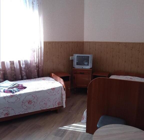 اتاق اکونومی, Hostel Mnogoborets F. Klub