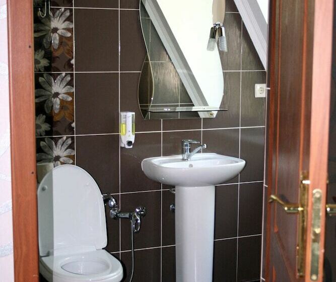 اتاق استاندارد, Hostel Uyut