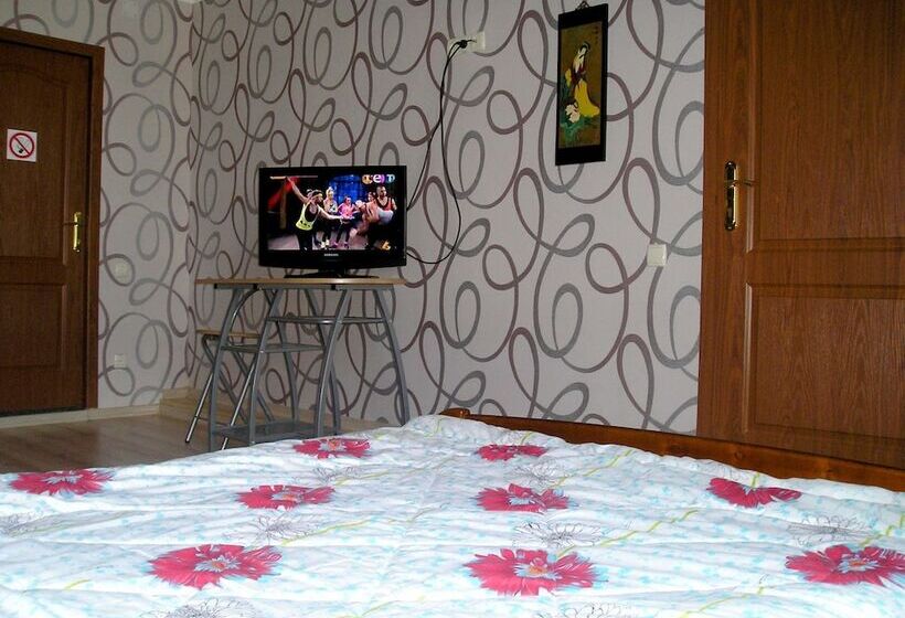 اتاق استاندارد, Hostel Uyut