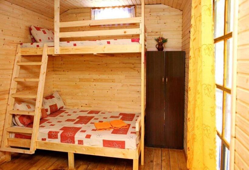 Economy Triple Room, Bilya Richky