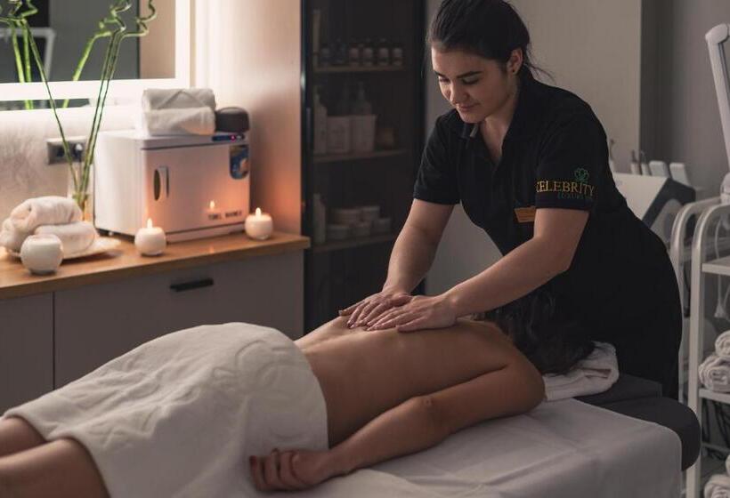 سوئیت با بالکن, F&b Spa Resort