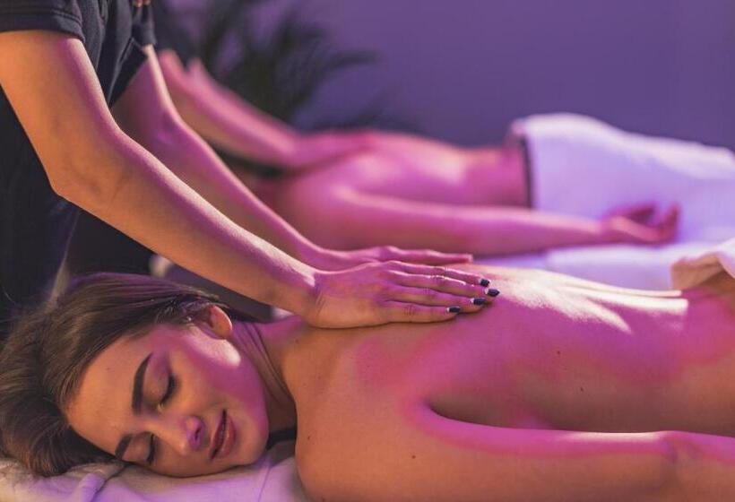 اتاق لوکس چهار تخته, F&b Spa Resort