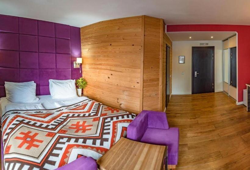 اتاق استاندارد با تراس, F&b Spa Resort