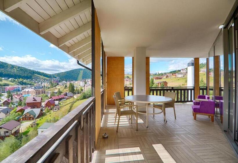 سوییت اجرایی, F&b Spa Resort