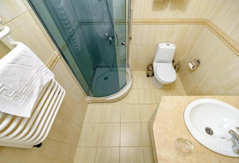 سوییت جونیور, Gostiniy Dvor