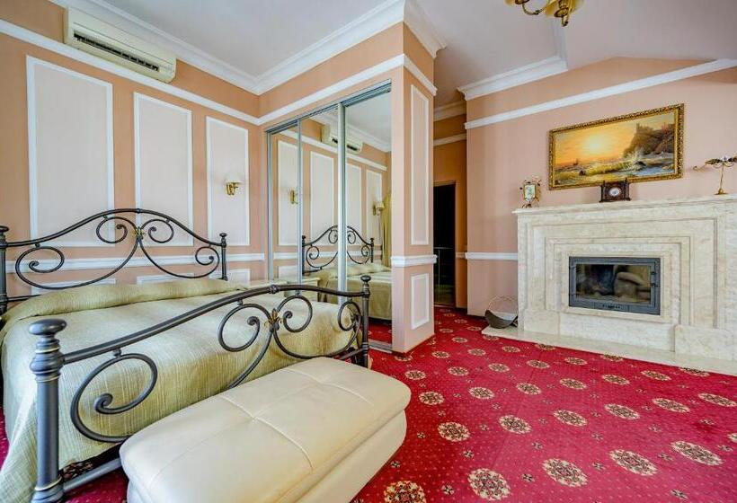سوییت, Gostiniy Dvor