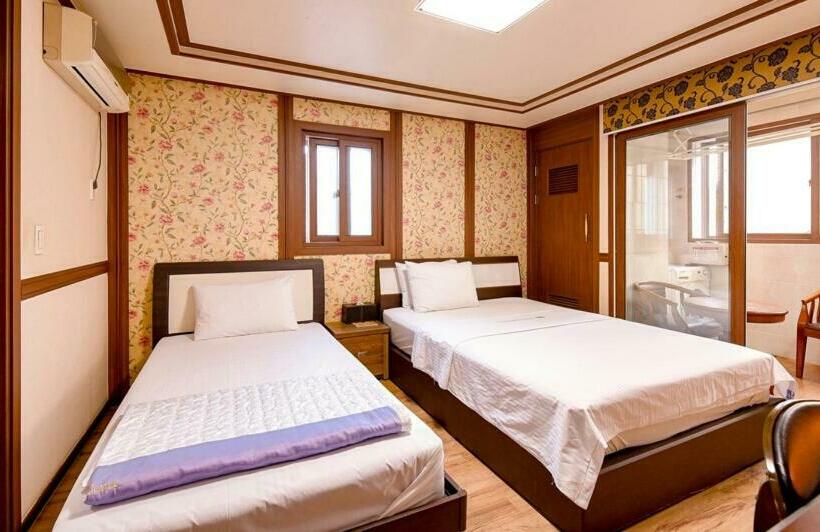 اتاق استاندارد, Hillstay Residence