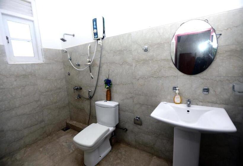 اتاق استاندارد, Water Nest