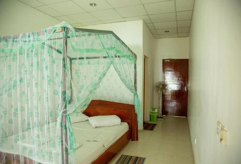 اتاق استاندارد با بالکن, Lake Edge Holiday Inn