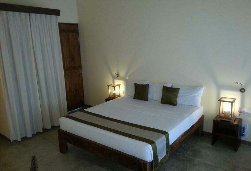 اتاق سه نفره سوپریور با چشم‌انداز دریا, Giman Free Beach Resort