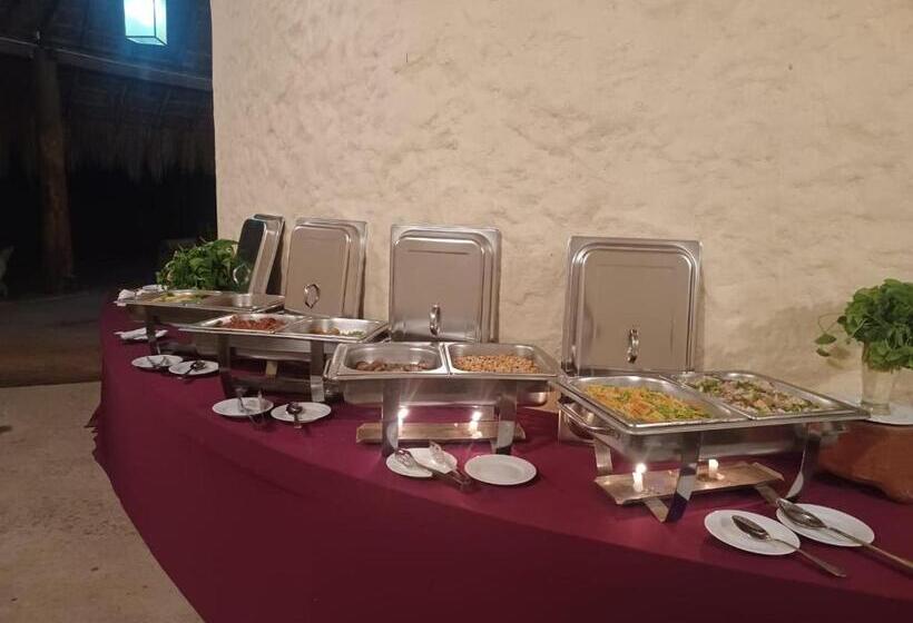 اتاق لوکس, Giman Free Beach Resort
