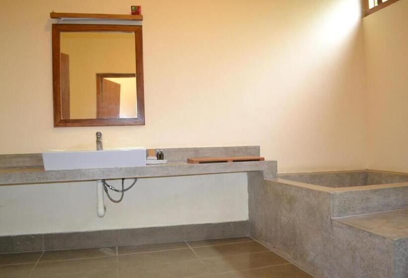 اتاق لوکس, Giman Free Beach Resort