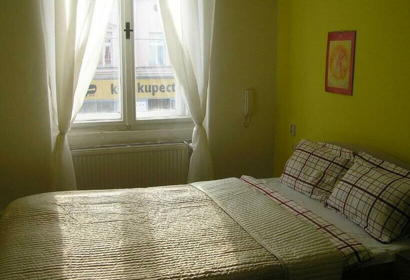 اتاق استاندارد, Hostel Moravia Ostrava