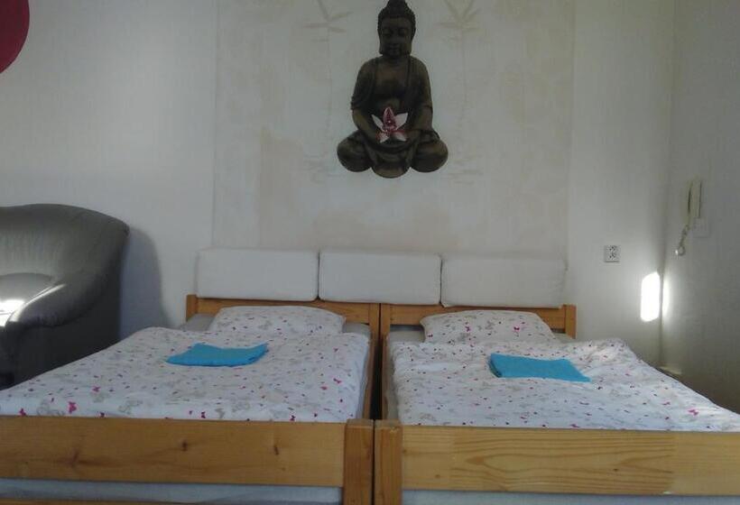 Economy Quadruple Room, Hostel Moravia Ostrava