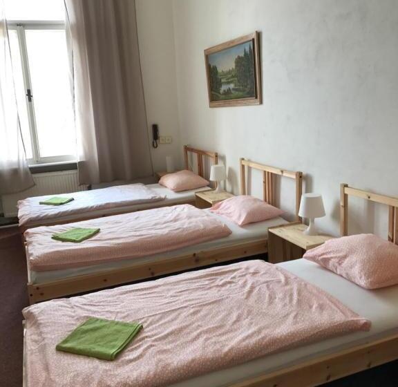 Economy Triple Room, Hostel Moravia Ostrava