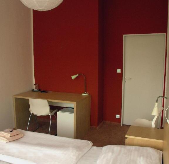 اتاق استاندارد, Saloon