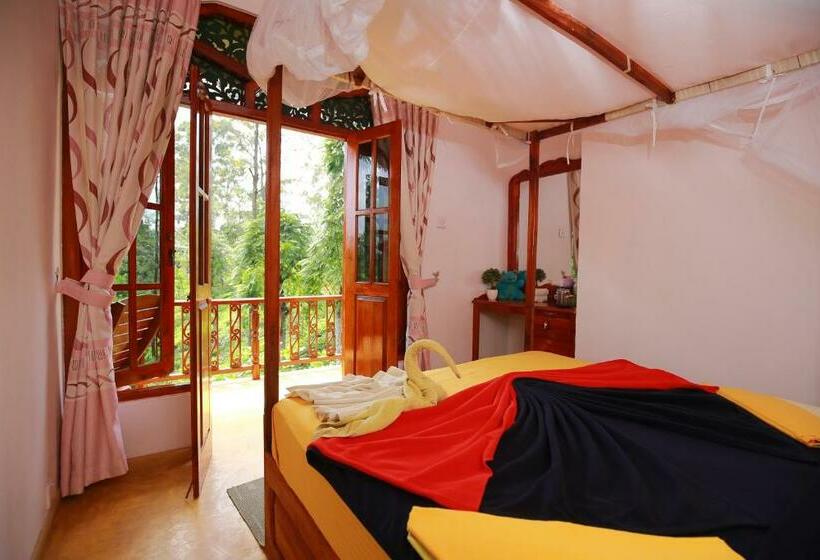 اتاق استاندارد با بالکن, Tea Forest Lodge