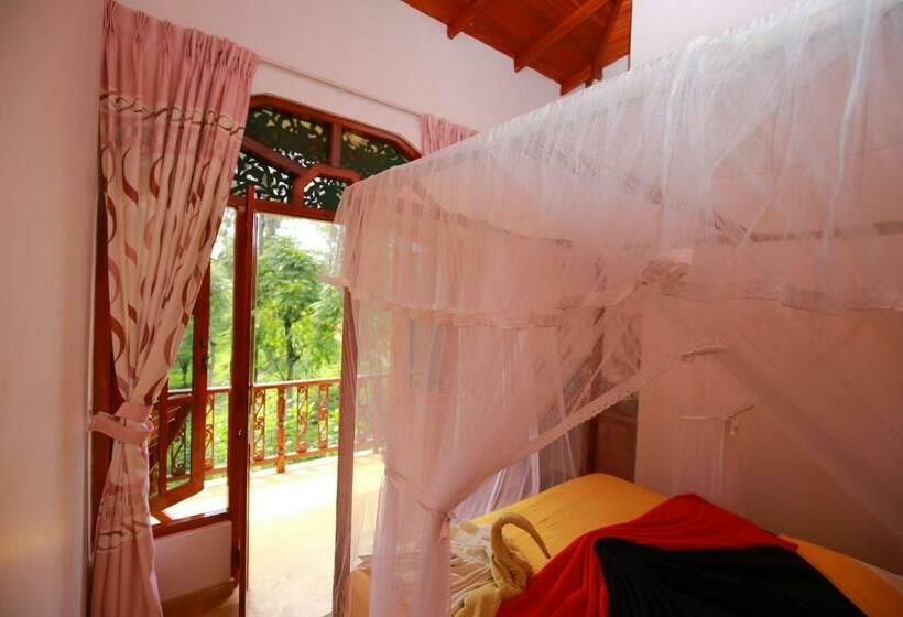 اتاق استاندارد با بالکن, Tea Forest Lodge