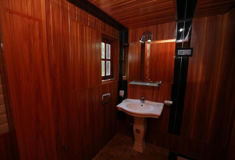 اتاق لوکس خانوادگی, Tea Forest Lodge