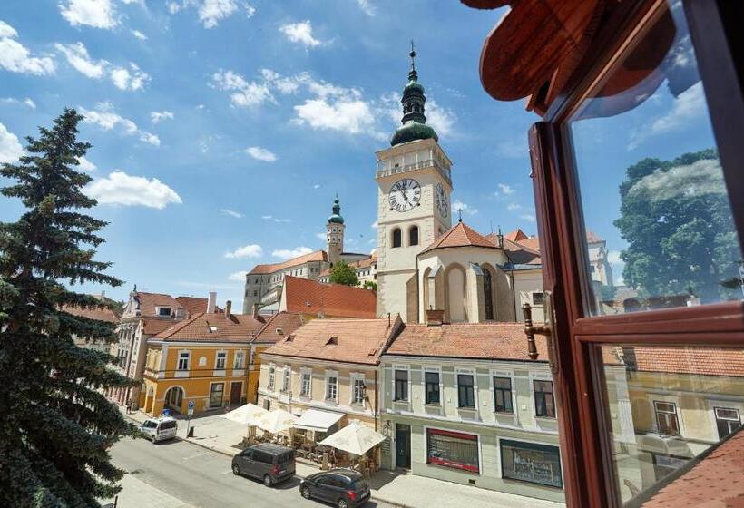 سوییت خانوادگی, Vivaldi Apartments