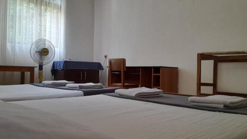 اتاق استاندارد با بالکن, Le Meridien Bnb