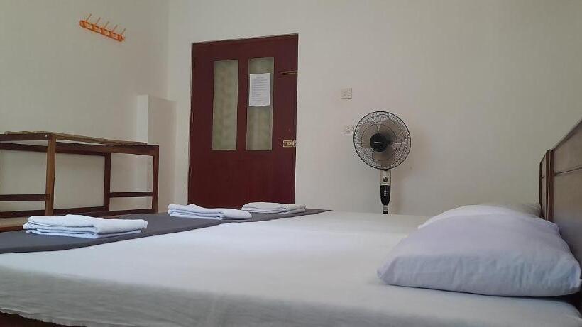 اتاق استاندارد با بالکن, Le Meridien Bnb