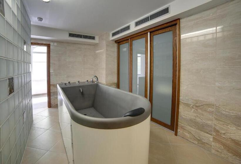 اتاق استاندارد, Parkhotel Forest