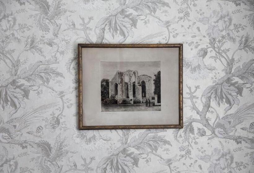 اتاق سوپریور, Ardrebo B&b