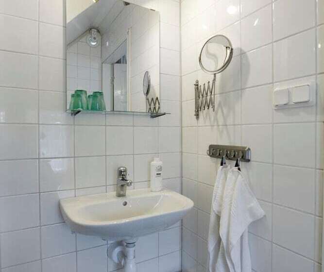 اتاق سوپریور, Ardrebo B&b