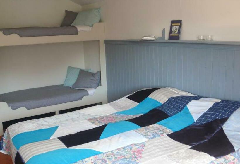 سوییت خانوادگی, Boråkra Bed & Breakfast