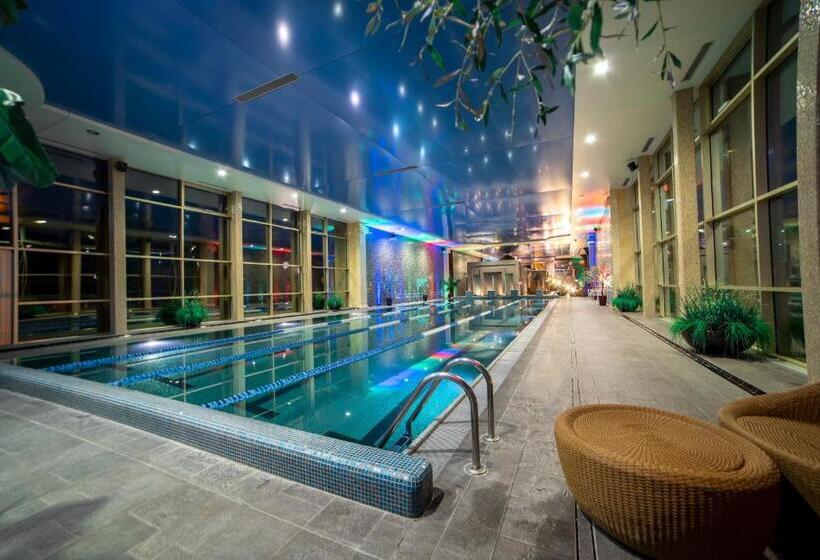 سوئیت پرزیدنت, Harmony Park Hotel & Spa